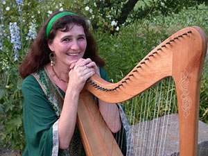 Petra mit der Harfe